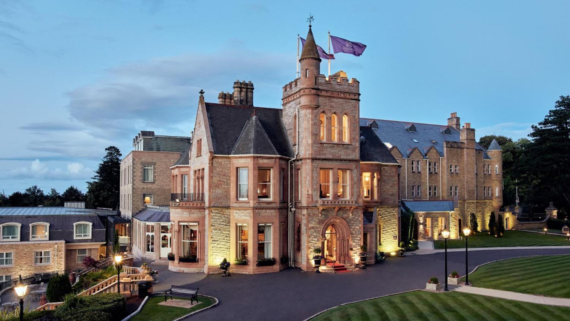 The Culloden Estate And Spa Holywood  Bagian luar foto The main entrance of the hotel