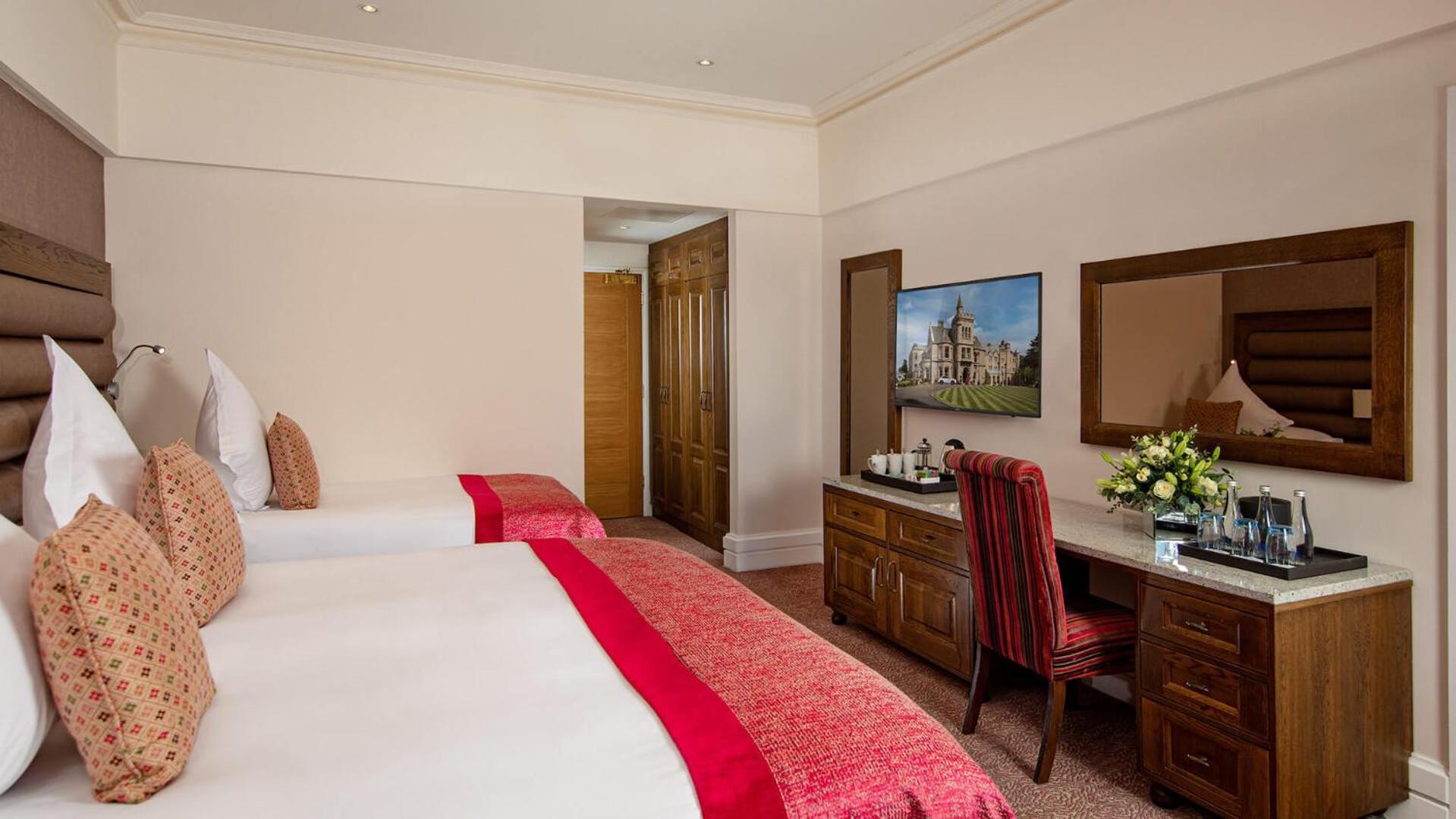The Culloden Estate And Spa Holywood  Bagian luar foto A bedroom at the hotel