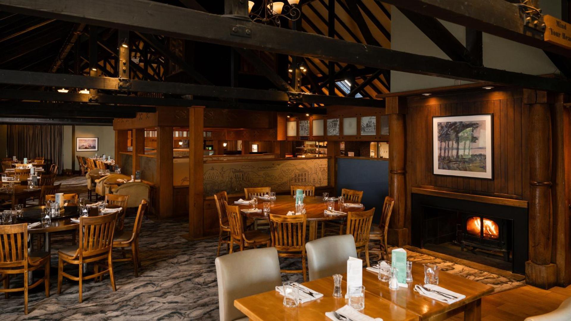 The Culloden Estate And Spa Holywood  Bagian luar foto The restaurant at the Inn at the Opera House